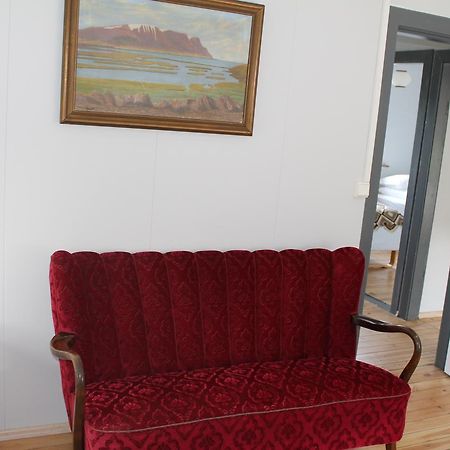 Midhop Guesthouse Thingeyrar Εξωτερικό φωτογραφία