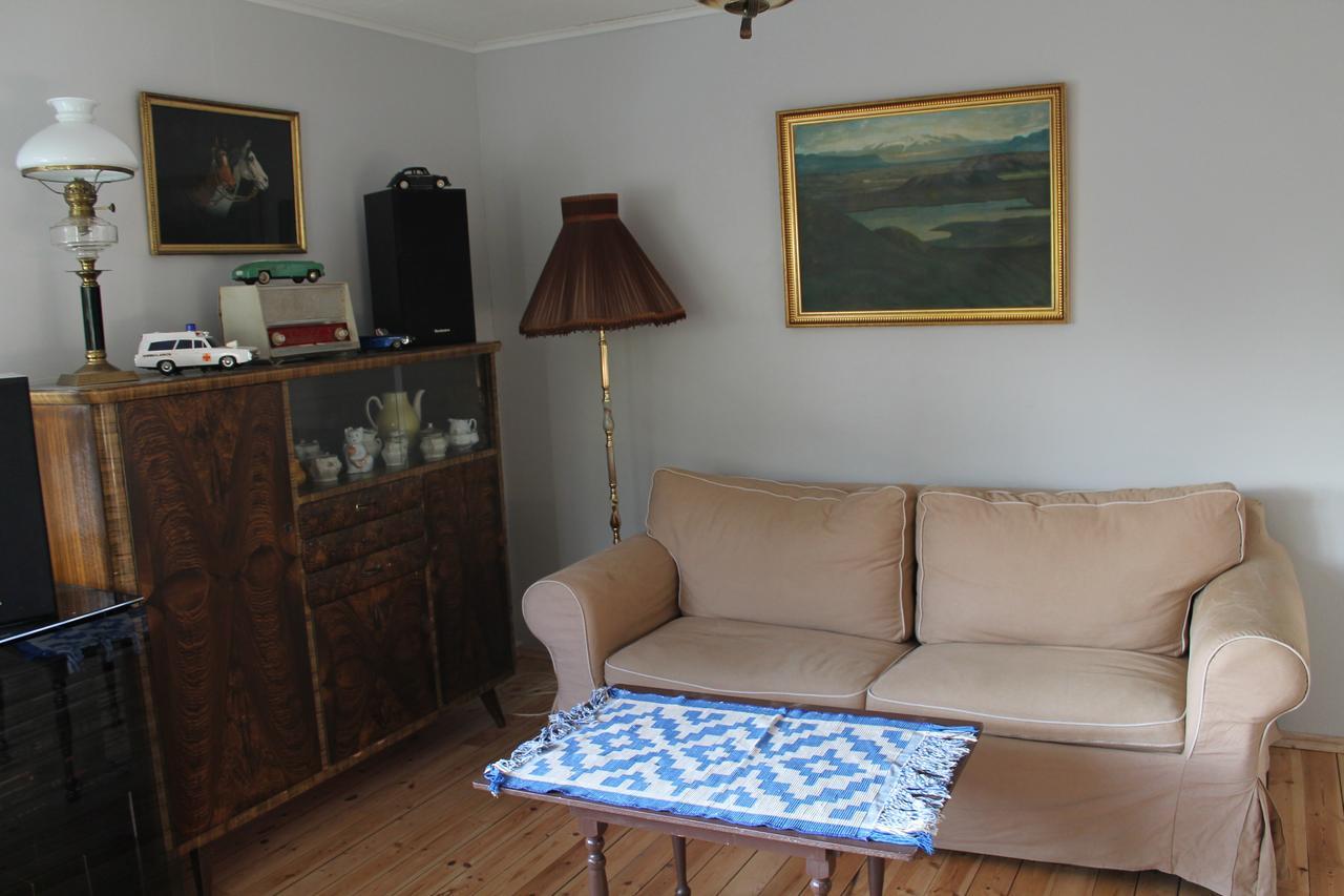 Midhop Guesthouse Thingeyrar Εξωτερικό φωτογραφία